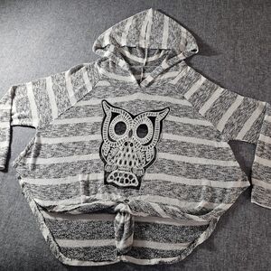 4 X $15. Source Unknown Gray and White Striped Owl Hoodie